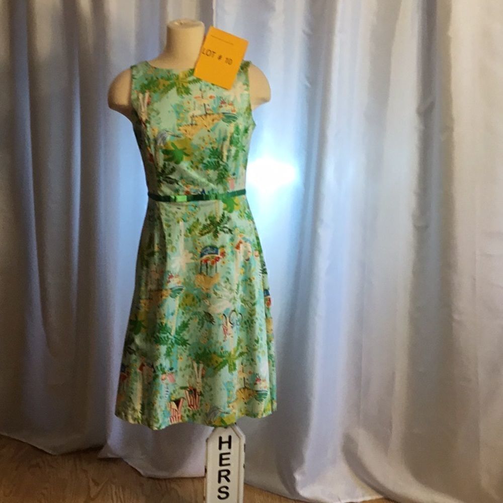 Sleeves dress by SANGRIA in size 6 tropical theme